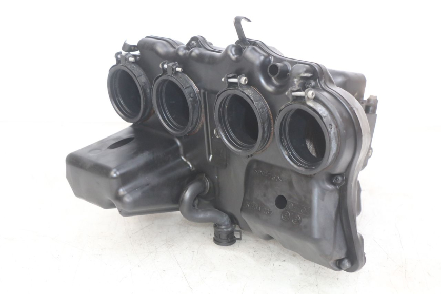 photo de OBUDOWA FILTRA POWIETRZA KAWASAKI Z 750 (2007 - 2013) - Zbliżenie techniczne