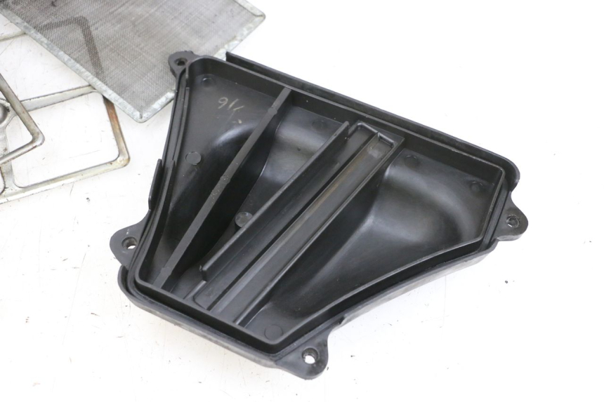 photo de OBUDOWA FILTRA POWIETRZA KYMCO ZING 125 (1997 - 2003) - Oznaczenia i referencje