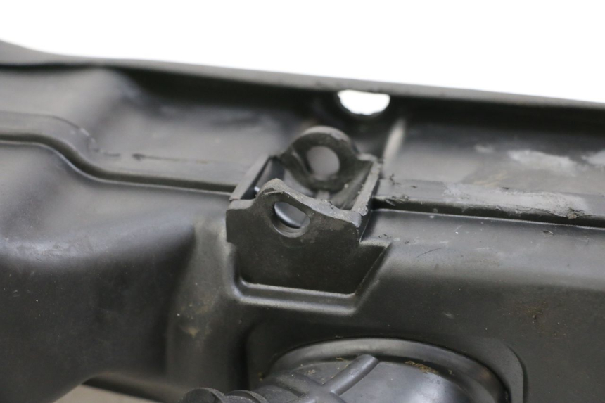 photo de OBUDOWA FILTRA POWIETRZA PIAGGIO ZIP 2T 50 (2009 - 2019) - Zoom stanu zużycia