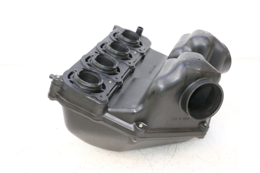 photo de OBUDOWA FILTRA POWIETRZA KAWASAKI ZX-6R ZX6R 600 (1995 - 1997) - Zoom stanu zużycia