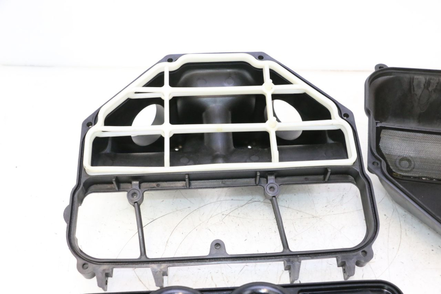 photo de OBUDOWA FILTRA POWIETRZA KAWASAKI ZX-6R ZX6R 600 (2000 - 2002) - Widok produktu