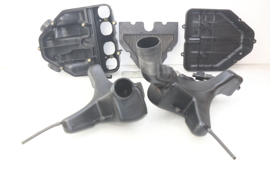 photo de OBUDOWA FILTRA POWIETRZA KAWASAKI ZZR 600 (1995 - 2004) - Widok ogólny