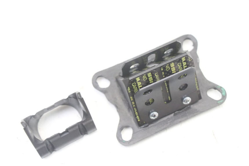 photo de OBUDOWA ZAWORÓW KANAŁOWYCH APRILIA RS 50 (1999 - 2005) - Szczegół części