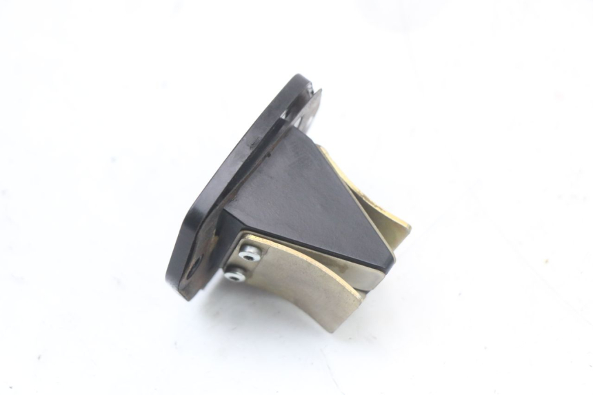 photo de OBUDOWA ZAWORÓW KRZYWKOWYCH APRILIA SR MOTARD 50 (2012 - 2018) - Zoom stanu zużycia