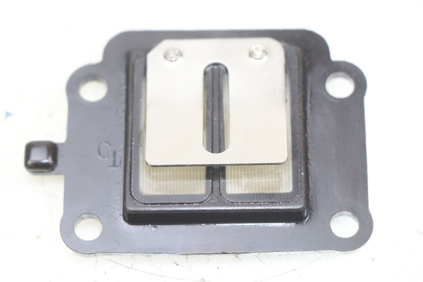 photo de OBUDOWA ZAWORÓW KANAŁOWYCH MBK BOOSTER SPIRIT 50 (2004 - 2017) - Widok główny