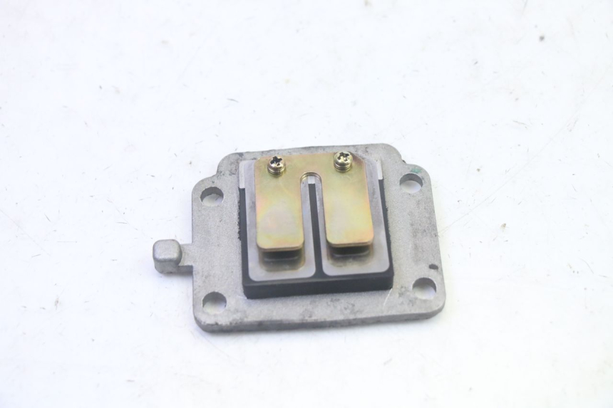 photo de OBUDOWA ZAWORÓW KANAŁOWYCH MBK BOOSTER SPIRIT 50 (2004 - 2017) - Widok główny