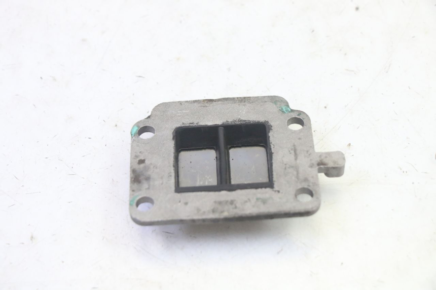 photo de OBUDOWA ZAWORÓW KANAŁOWYCH MBK BOOSTER SPIRIT 50 (2004 - 2017) - Inny kąt widzenia