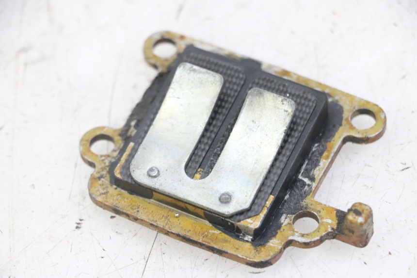 photo de OBUDOWA ZAWORÓW KRZYWKOWYCH MBK BOOSTER SPIRIT NAKED 50 (2004 - 2017) - Szczegół części