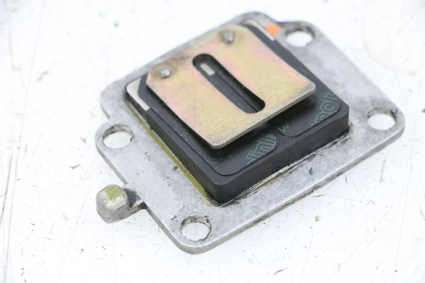 photo de OBUDOWA ZAWORÓW KRZYWKOWYCH MBK BOOSTER SPIRIT NAKED 50 (2004 - 2017) - Widok główny