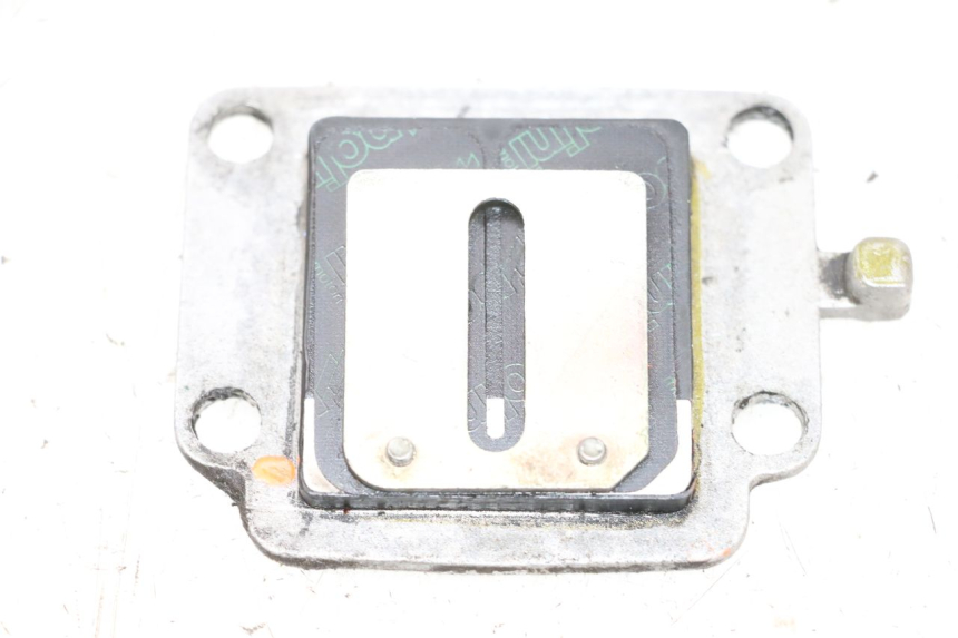 photo de OBUDOWA ZAWORÓW KRZYWKOWYCH MBK BOOSTER SPIRIT NAKED 50 (2004 - 2017) - Szczegół części