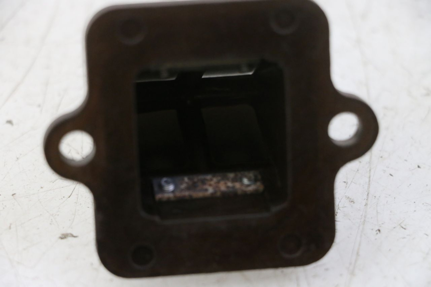 photo de OBUDOWA ZAWORÓW KANAŁOWYCH PEUGEOT CITYSTAR 50 (2013 - 2017) - Zoom stanu zużycia