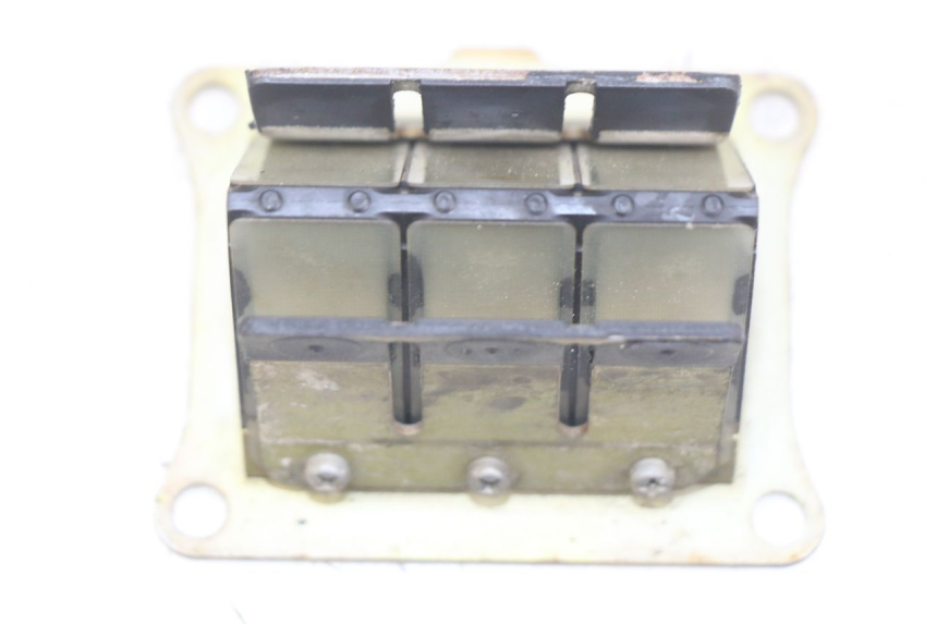 photo de OBUDOWA ZAWORÓW KANAŁOWYCH HONDA CR 125 (1995 - 1997) - Szczegół części