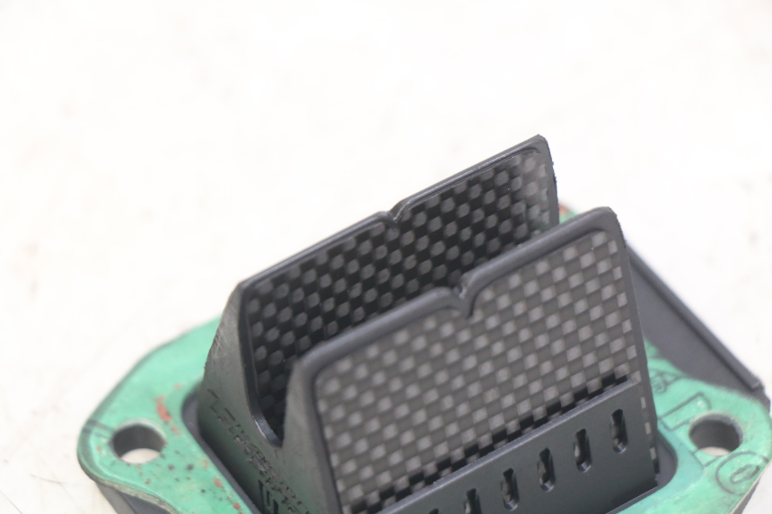 photo de OBUDOWA ZAWORÓW KRZYWKOWYCH HONDA CR 80 (2001 - 2003) - Zoom stanu zużycia