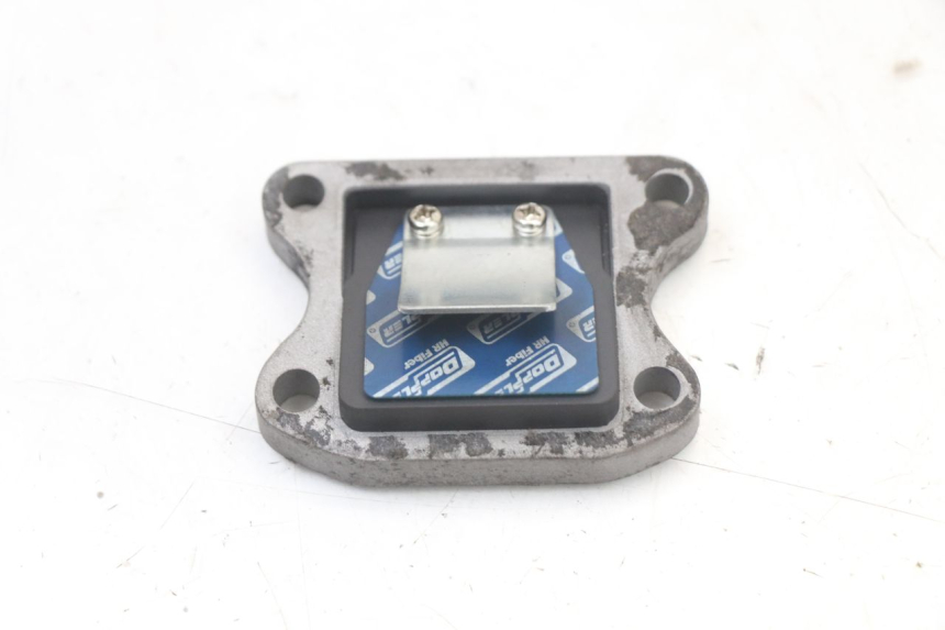 photo de OBUDOWA ZAWORÓW KANAŁOWYCH PEUGEOT ELYSTAR 50 (2002 - 2014) - Szczegół części