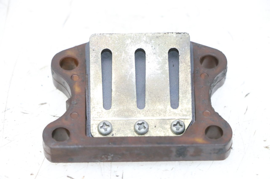 photo de OBUDOWA ZAWORÓW KANAŁOWYCH PEUGEOT ELYSTAR 50 (2002 - 2014) - Zoom stanu zużycia