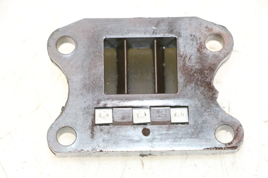 photo de OBUDOWA ZAWORÓW KANAŁOWYCH PEUGEOT ELYSTAR 50 (2002 - 2014) - Szczegół części