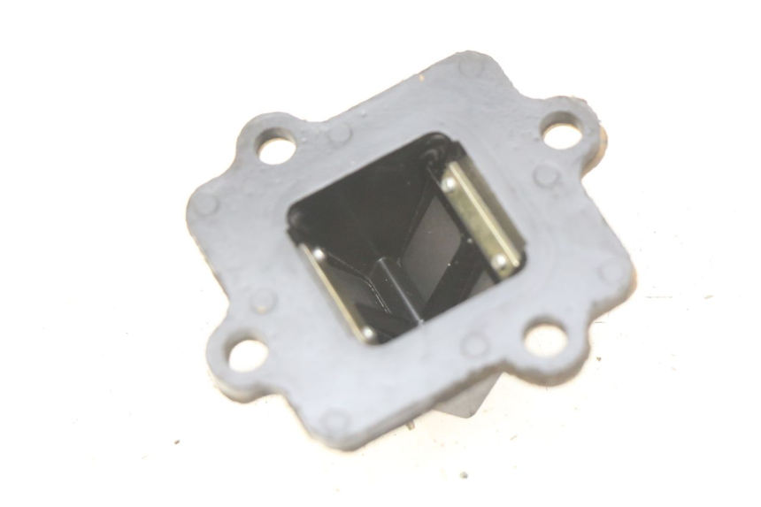 photo de OBUDOWA ZAWORÓW KANAŁOWYCH MBK FLIPPER 50 (2004 - 2012) - Szczegół części