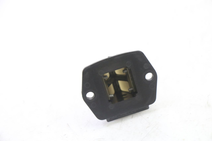 photo de OBUDOWA ZAWORÓW KANAŁOWYCH PIAGGIO FLY 2T 50 (2004 - 2017) - Zoom stanu zużycia