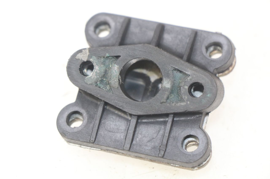 photo de OBUDOWA ZAWORÓW KANAŁOWYCH POCKET BIKE KXD 50 - Szczegół części