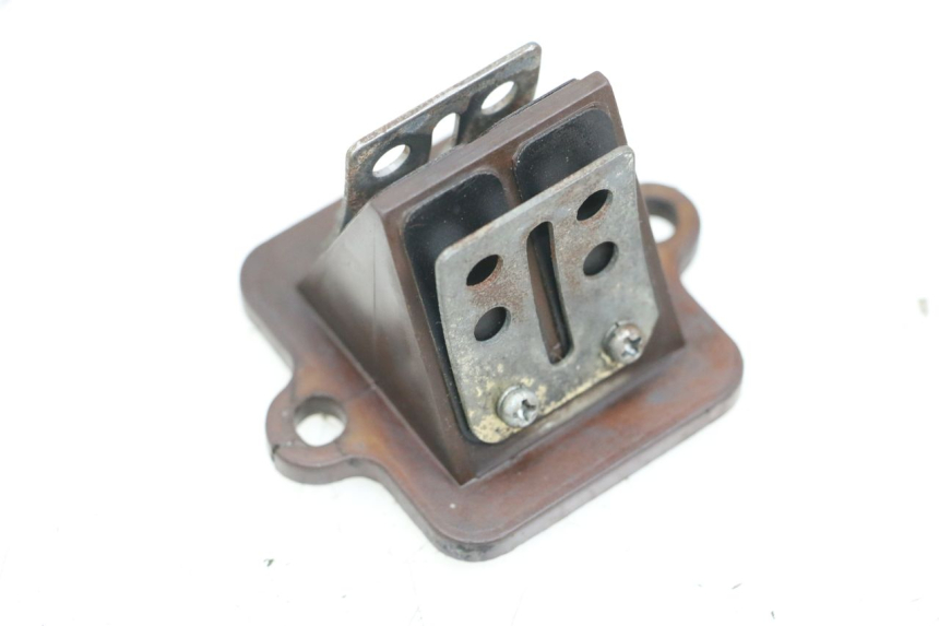 photo de OBUDOWA ZAWORÓW KANAŁOWYCH PEUGEOT LUDIX 50 (2008 - 2017) - Widok główny