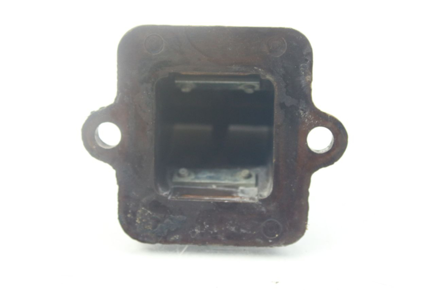 photo de OBUDOWA ZAWORÓW KRZYWKOWYCH PEUGEOT LUDIX SNAKE 2T 50 (2004 - 2014) - Szczegół części