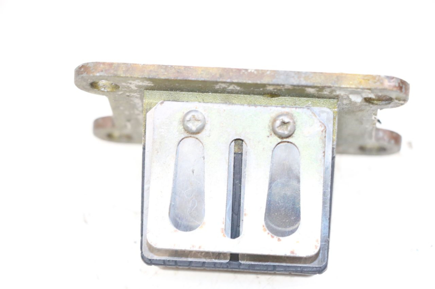 photo de OBUDOWA ZAWORÓW KANAŁOWYCH RIEJU MRT 50 (2009 - 2017) - Zoom stanu zużycia