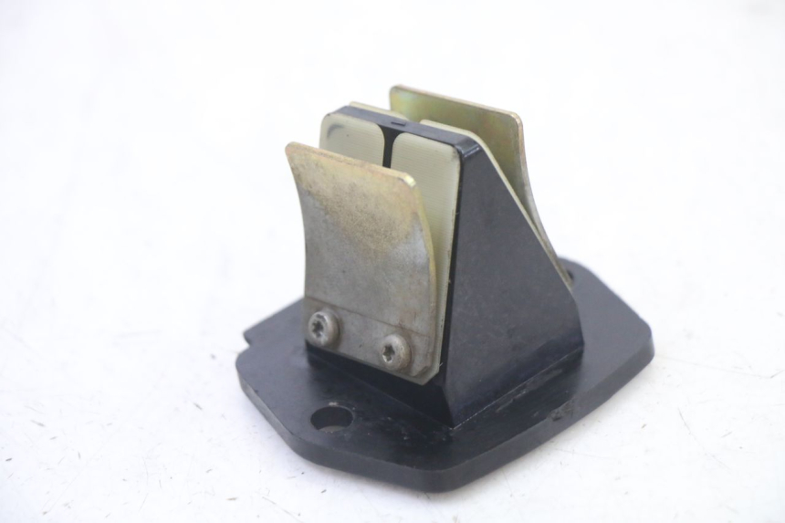 photo de OBUDOWA ZAWORÓW KANAŁOWYCH PIAGGIO NEW TYPHOON 50 (2018 - 2021) - Szczegół części