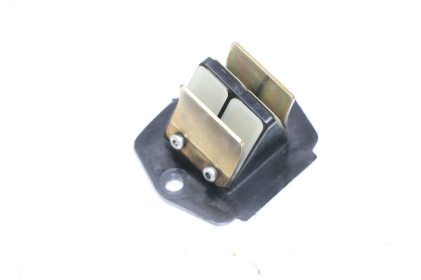 photo de OBUDOWA ZAWORÓW KANAŁOWYCH PIAGGIO NEW TYPHOON 50 (2018 - 2021) - Zoom stanu zużycia