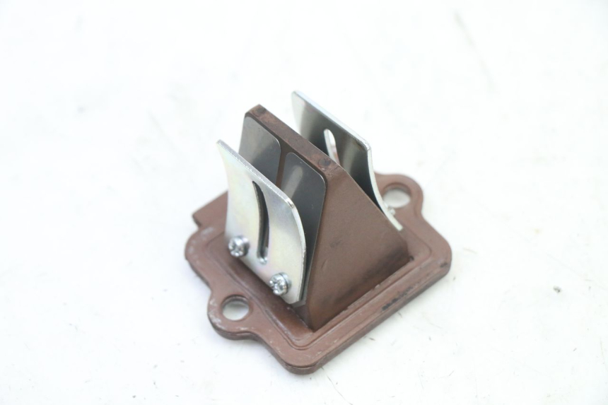 photo de OBUDOWA ZAWORÓW KANAŁOWYCH PIAGGIO NRG POWER PUREJET 50 (2018 - 2021) - Widok główny