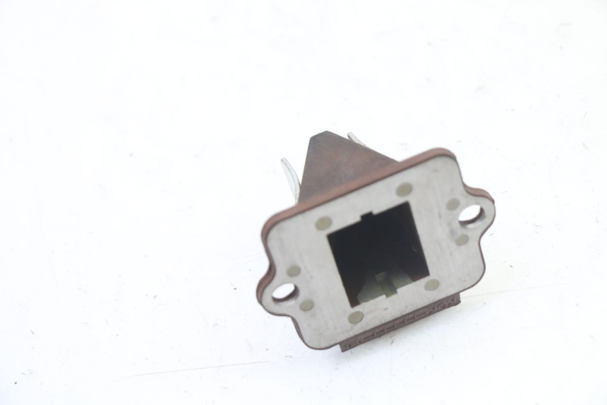 photo de OBUDOWA ZAWORÓW KANAŁOWYCH PIAGGIO NRG POWER PUREJET 50 (2018 - 2021) - Zoom stanu zużycia