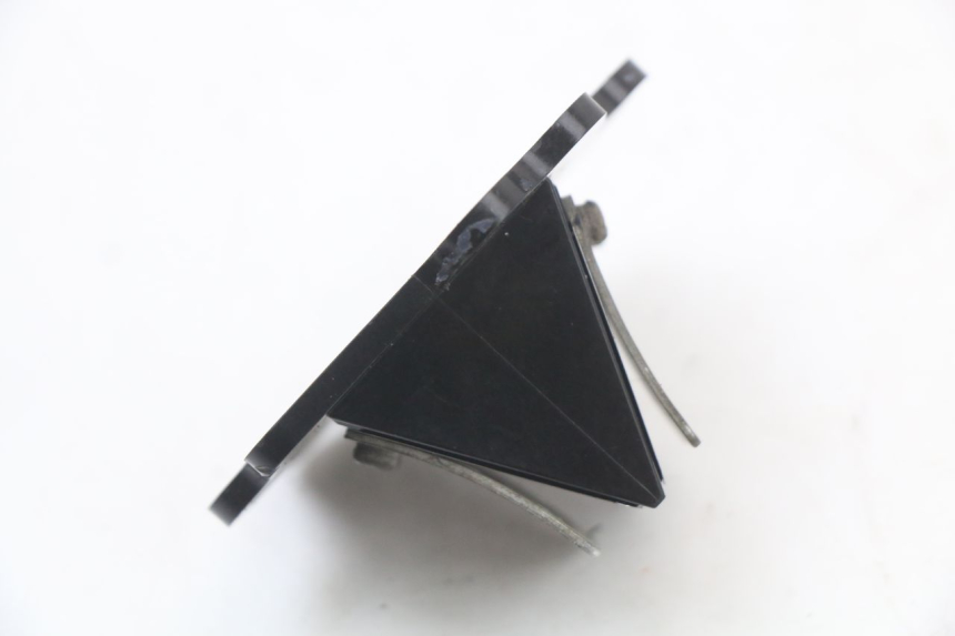 photo de OBUDOWA ZAWORÓW KANAŁOWYCH MBK OVETTO ONE 2T 50 (2013 - 2017) - Szczegół części