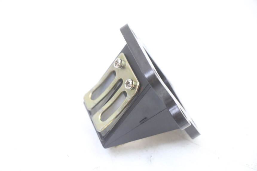 photo de OBUDOWA ZAWORÓW KANAŁOWYCH PEUGEOT LUDIX 50 (2008 - 2017) - Zoom stanu zużycia