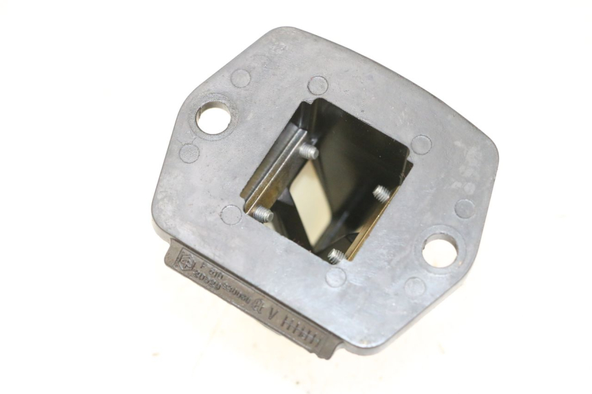 photo de OBUDOWA ZAWORÓW KANAŁOWYCH PIAGGIO VESPA S 2T 50 (2007 - 2014) - Zoom stanu zużycia