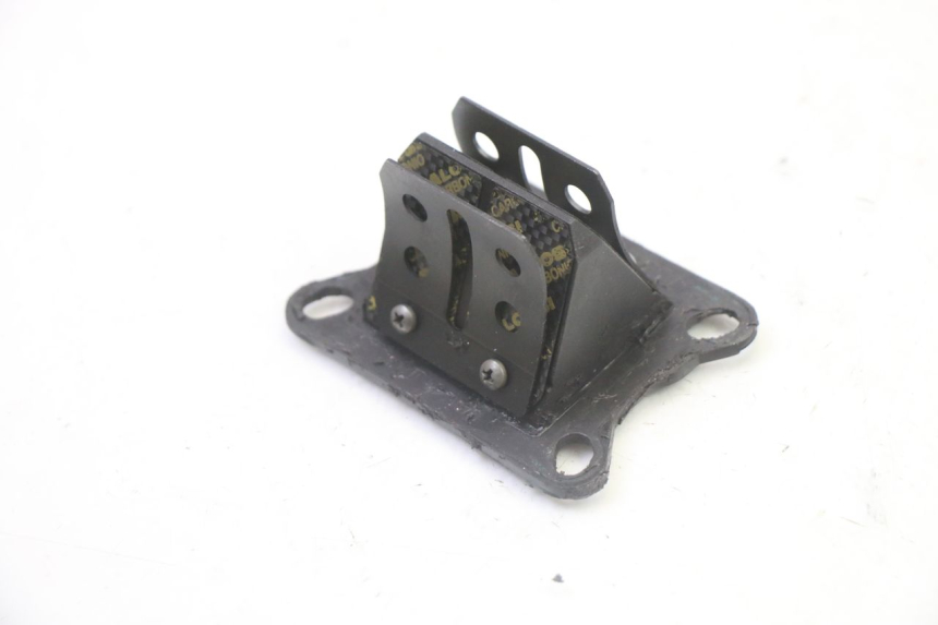 photo de OBUDOWA ZAWORÓW KRZYWKOWYCH DERBI SENDA SM DRD 50 (2008 - 2013) - Widok główny