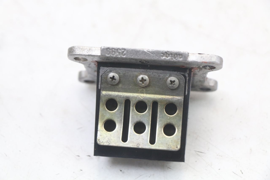 photo de OBUDOWA ZAWORÓW KANAŁOWYCH DERBI SENDA SM DRD X-TREME 50 (2011 - 2017) - Widok ogólny