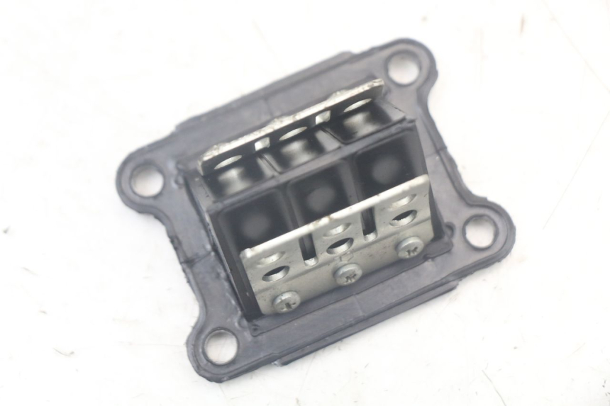 photo de OBUDOWA ZAWORÓW KANAŁOWYCH DERBI SENDA SM X-TREME 50 (2006 - 2010) - Inny kąt widzenia