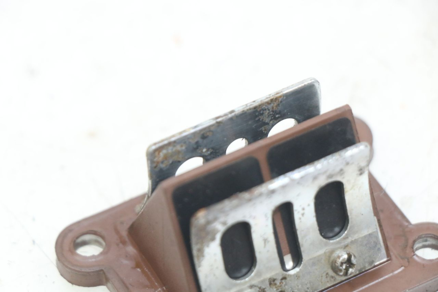 photo de OBUDOWA ZAWORÓW KRZYWKOWYCH SHERCO SM-R 50 (2018 - 2021) - Zbliżenie techniczne