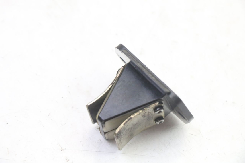 photo de OBUDOWA ZAWORÓW KANAŁOWYCH APRILIA SR 2T 50 (2018 - 2022) - Inny kąt widzenia