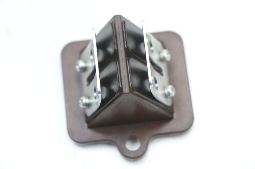 photo de OBUDOWA ZAWORÓW KANAŁOWYCH PEUGEOT STREETZONE I 2T 50 (2018 - 2020) - Zbliżenie techniczne