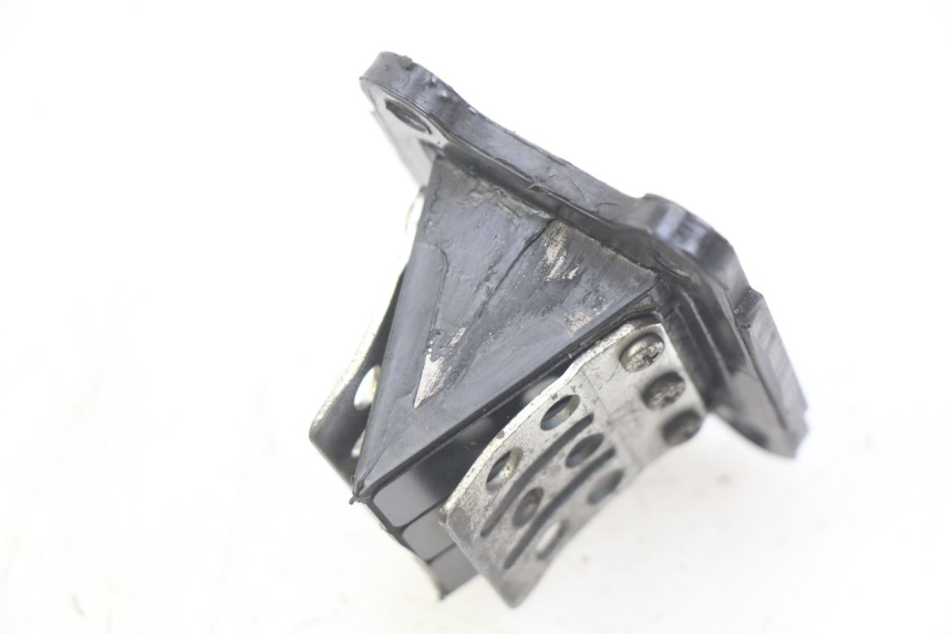 photo de OBUDOWA ZAWORÓW KRZYWKOWYCH APRILIA SX 50 (2011 - 2017) - Zoom stanu zużycia