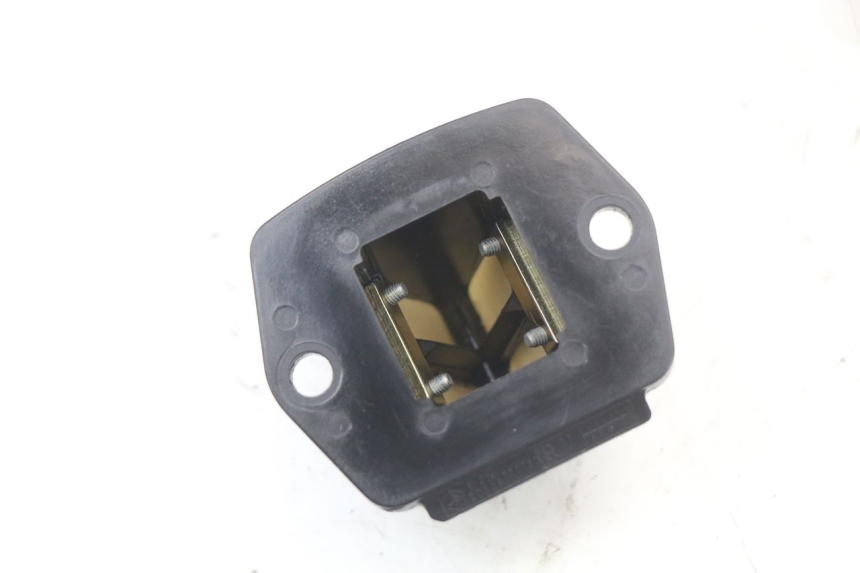 photo de OBUDOWA ZAWORÓW KANAŁOWYCH PIAGGIO TYPHOON 50 (2000 - 2009) - Zoom stanu zużycia