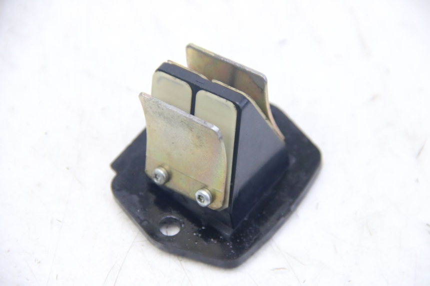 photo de OBUDOWA ZAWORÓW KANAŁOWYCH PIAGGIO VESPA S 2T 50 (2007 - 2014) - Szczegół części