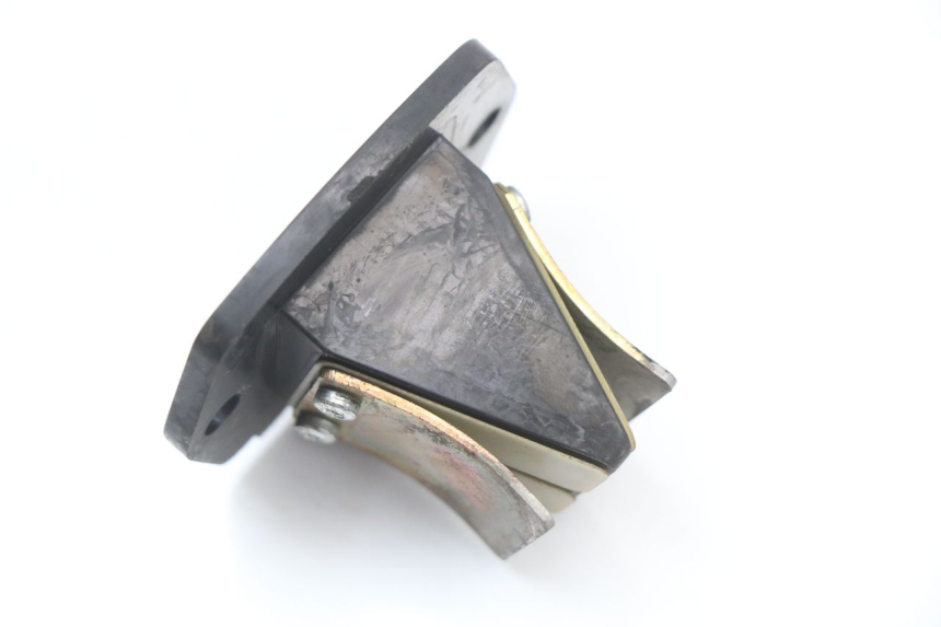 photo de OBUDOWA ZAWORÓW KANAŁOWYCH PIAGGIO VESPA S 2T 50 (2007 - 2014) - Widok główny