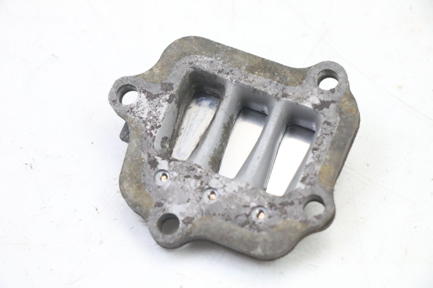 photo de OBUDOWA ZAWORÓW KRZYWKOWYCH YAMAHA PW 80 (1983 - 2014) - Zoom stanu zużycia