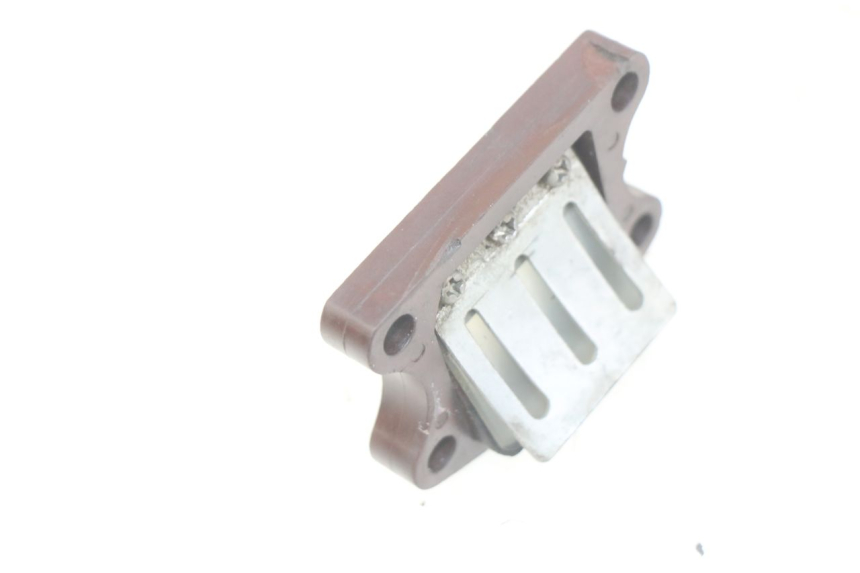 photo de OBUDOWA ZAWORÓW KRZYWKOWYCH PEUGEOT ZENITH 50 (1994 - 1999) - Szczegół części