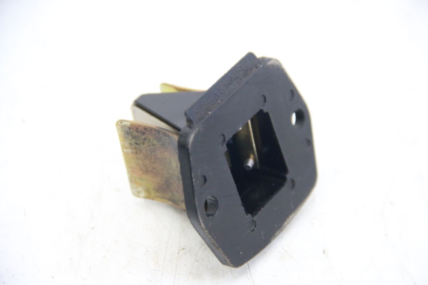 photo de OBUDOWA ZAWORÓW KANAŁOWYCH PIAGGIO ZIP 2T 50 (2009 - 2019) - Widok główny