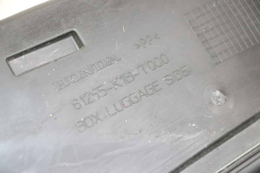 photo de SCHOWEK NA RĘKAWICZKI HONDA FORZA 125 (2021 - 2025) - Szczegół części