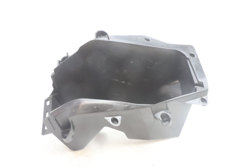 photo de Schowek YAMAHA N-MAX NMAX 125 (2021 - 2024) - Zoom stanu zużycia