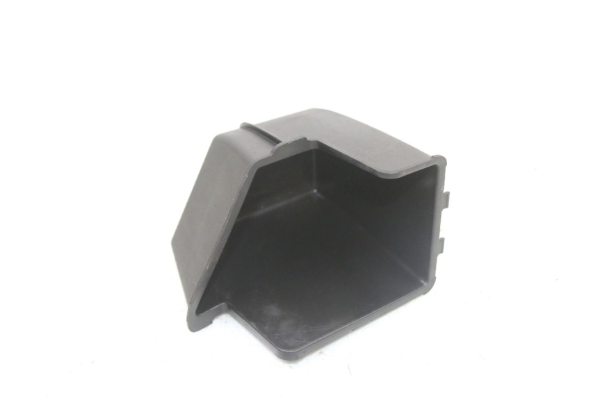 photo de SCHOWEK NA RĘKAWICZKI PEUGEOT SATELIS 125 (2013 - 2018) - Szczegół części