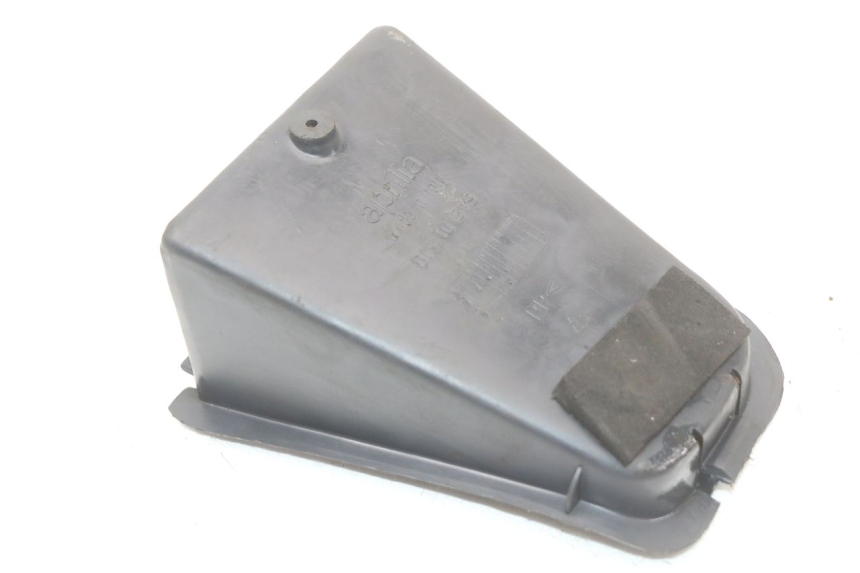 photo de SCHOWEK NA RĘKAWICZKI APRILIA SR CARB LC 2T 50 (2004 - 2012) - Widok ogólny